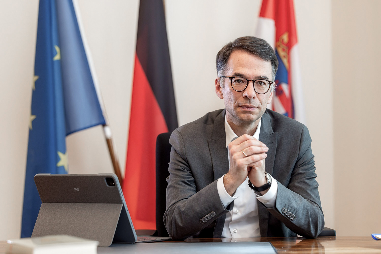 Elektronische Fußfessel spanisches Modell: Christian Heinz, Justizminister in Hessen