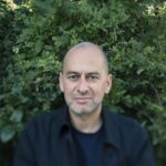 Sandro Mattioli schreibt u. a. für das WEISSER RING Magazin